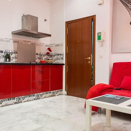 Apartamentos Rg Triana, Calle Castilla Con Patio セビリア エクステリア 写真